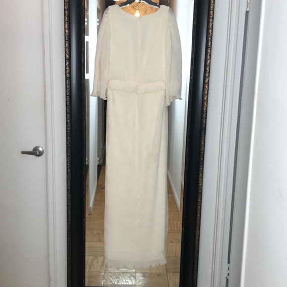 Elegant House of Harlow white gown - Picture 3 of 3